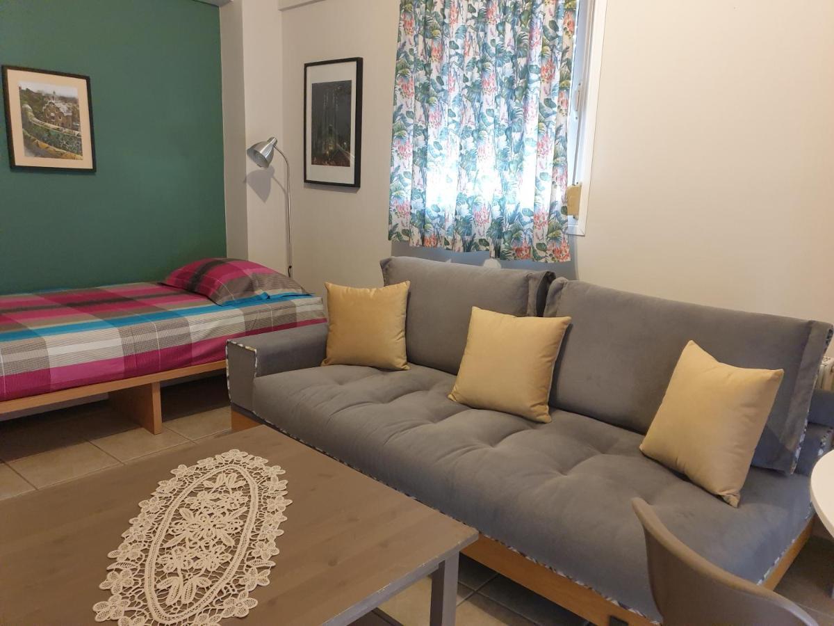 Comfortable Apartment In The Center Of Volos Very Close To The Port Extérieur photo