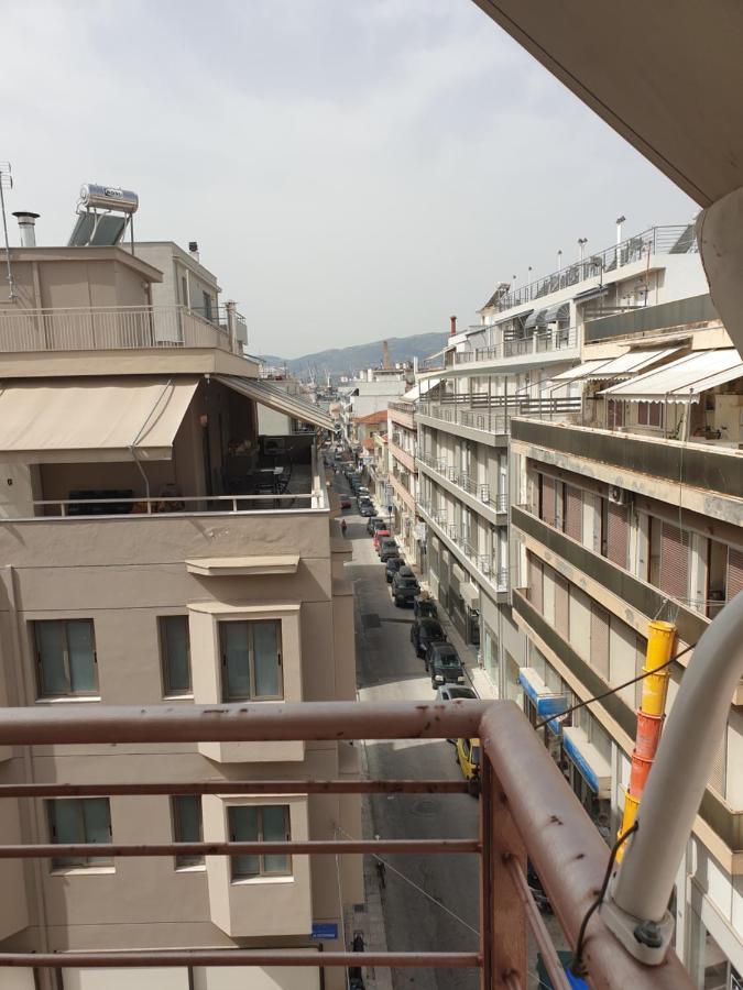 Comfortable Apartment In The Center Of Volos Very Close To The Port Extérieur photo