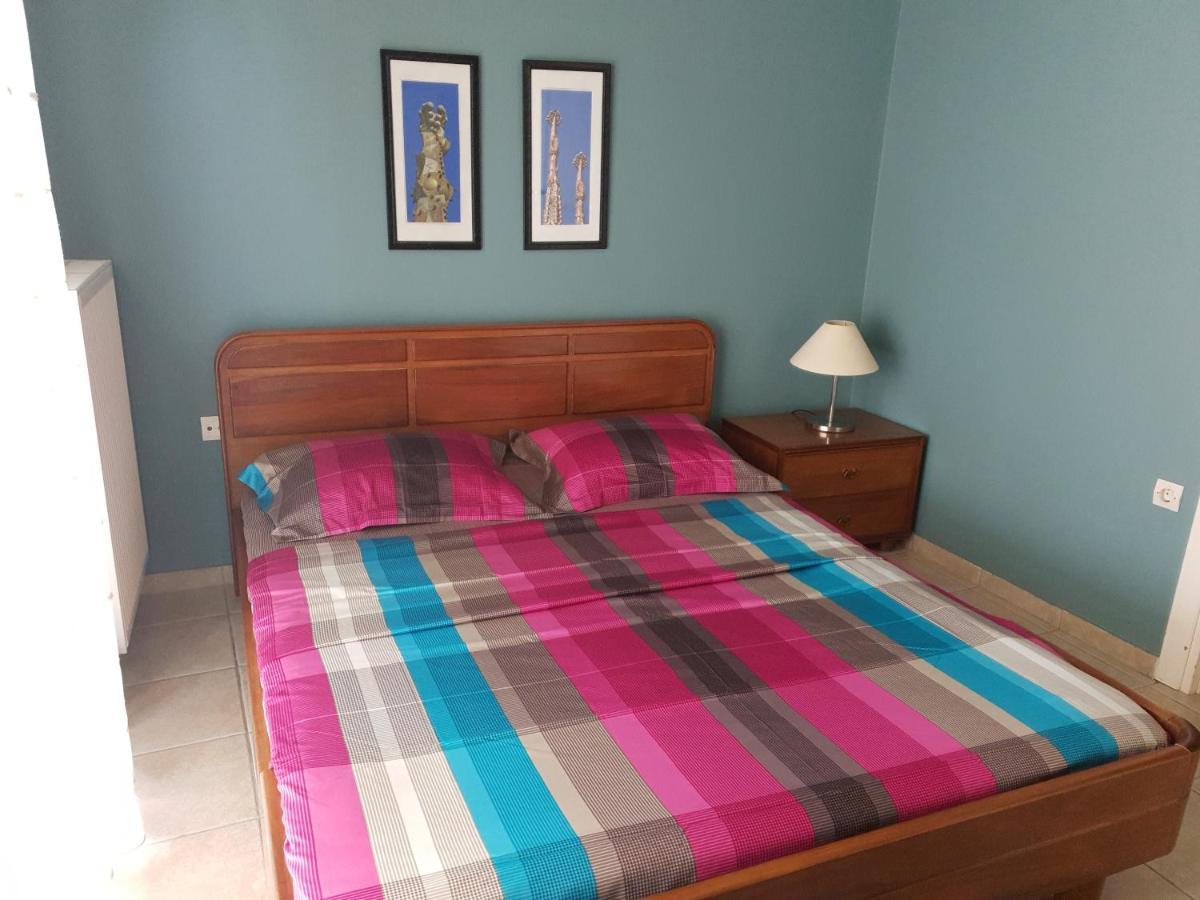Comfortable Apartment In The Center Of Volos Very Close To The Port Extérieur photo